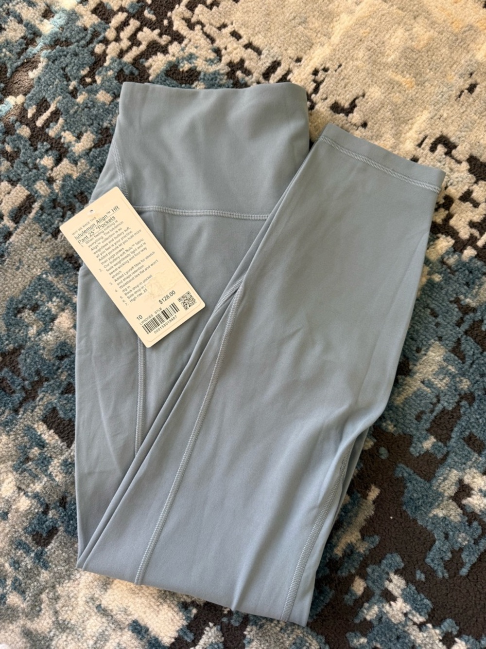 NWT lululemon Align HR with Pockets 25”